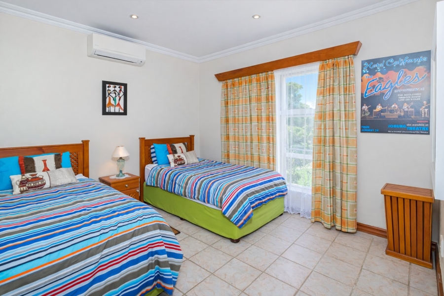 4 Bedroom Property for Sale in Caribbean Beach Club North West